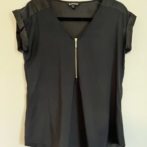 Express short sleeve black top with gold zipper
